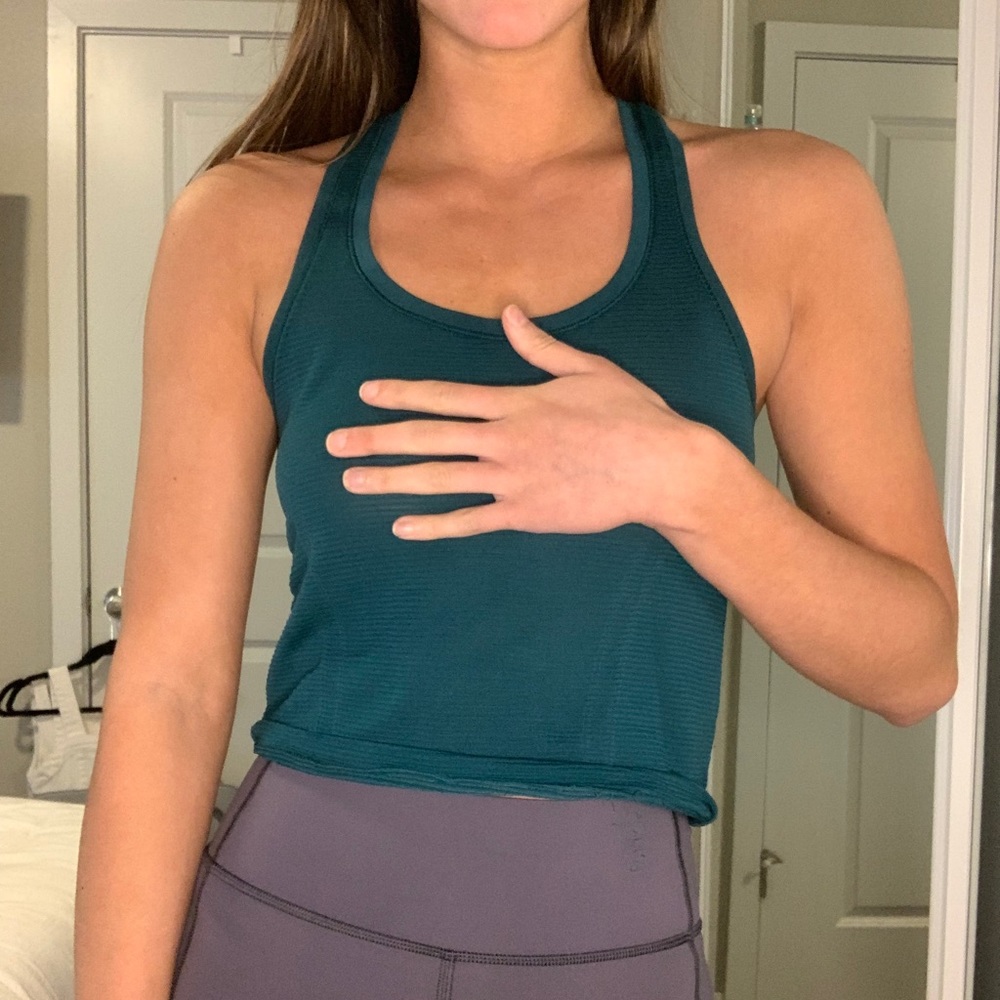 Lululemon tank